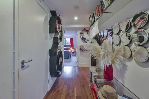 1 bedroom flat for sale, Elbe Street, SW6, Fulham, London, SW6