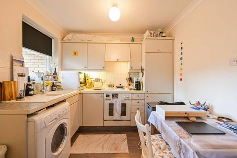 undefined, Bowmans Mews, Aldgate, London, E1