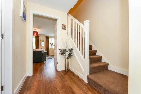 3 bedroom semi-detached house to rent, Sovereign Gardens, Nottingham NG16