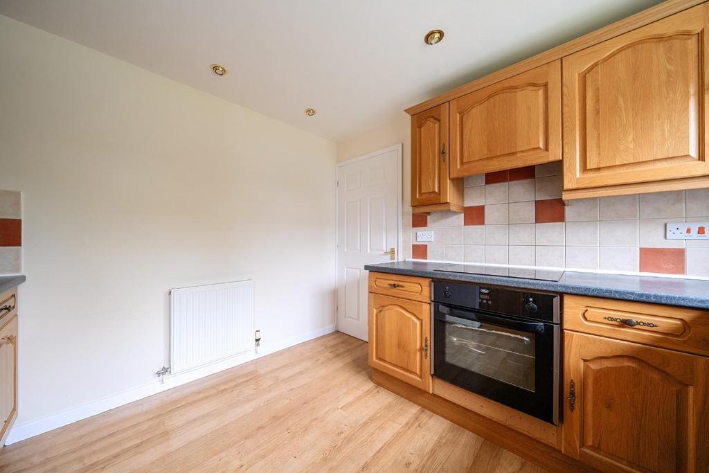 Kitchen cabinets.jpg