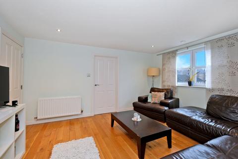 2 bedroom flat for sale, South College Street, The City Centre, Aberdeen, AB11