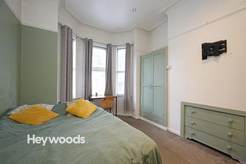 1 bedroom house of multiple occupation to rent, Victoria Street, Stoke-on-Trent, Staffordshire