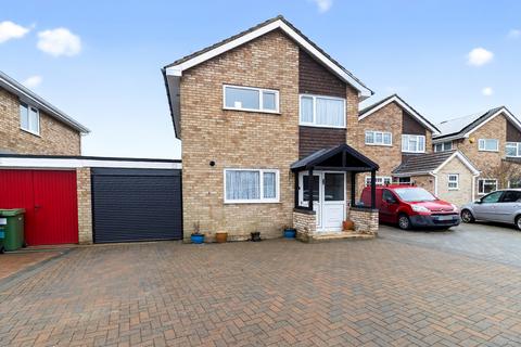 3 bedroom detached house for sale, Windmill Hill Drive, Bletchley, Milton Keynes, MK3