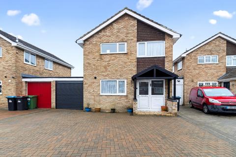 3 bedroom detached house for sale, Windmill Hill Drive, Bletchley, Milton Keynes, MK3