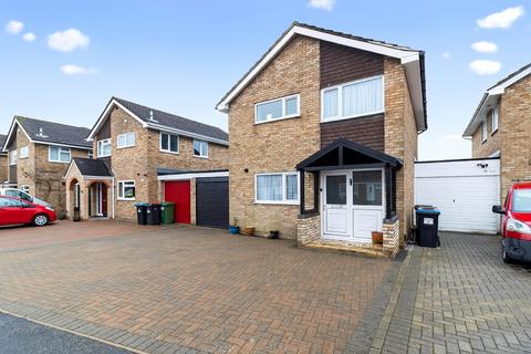 3 bedroom detached house for sale, Windmill Hill Drive, Bletchley, Milton Keynes, MK3