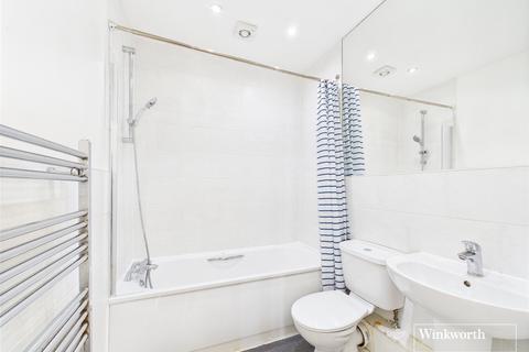2 bedroom apartment to rent, Sunningdale Gardens, London NW9
