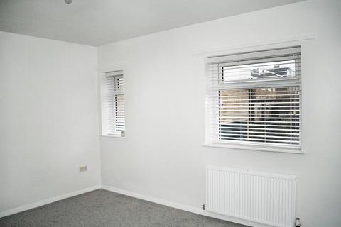 1 bedroom apartment to rent, Belmont Terrace, Shipley, West Yorkshire, BD18