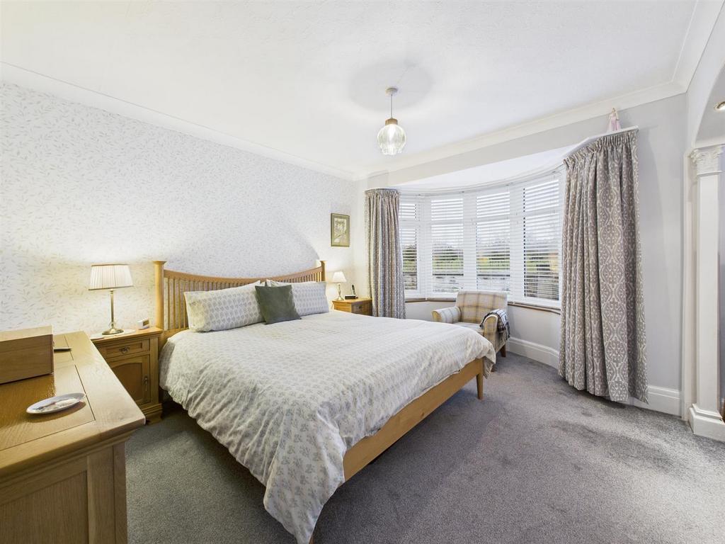 Bedroom: