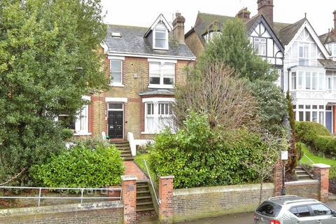 1 bedroom flat for sale, Watts Avenue, Rochester, Kent