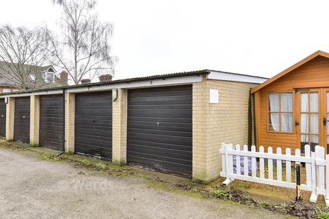 1 bedroom flat for sale, Watts Avenue, Rochester, Kent