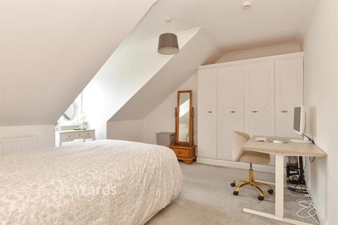 1 bedroom flat for sale, Watts Avenue, Rochester, Kent
