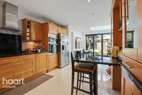 undefined, Herlwyn Avenue, RUISLIP