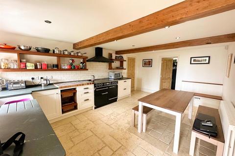 4 bedroom semi-detached house for sale, Cowling Hill, Cowling