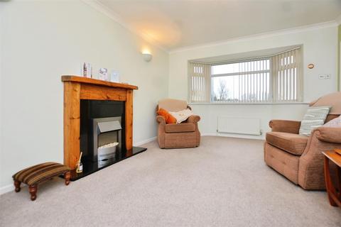 2 bedroom detached bungalow for sale, Revesby Avenue, Scunthorpe