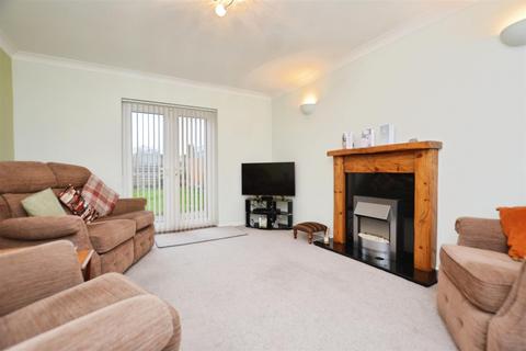 2 bedroom detached bungalow for sale, Revesby Avenue, Scunthorpe