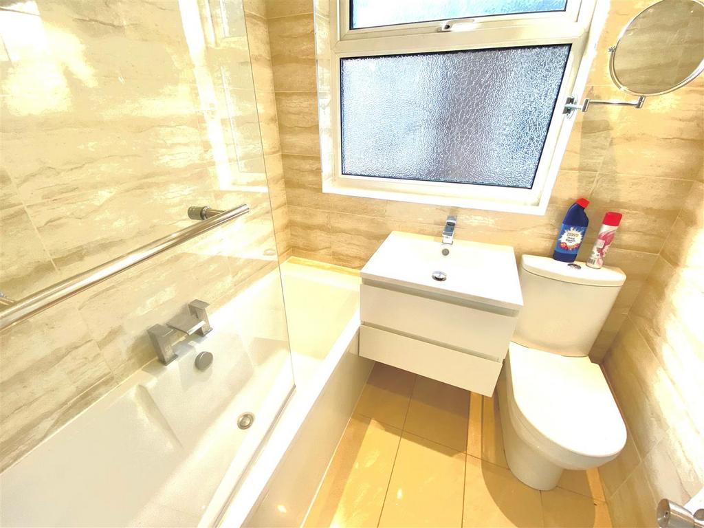 Bath 1.jpg