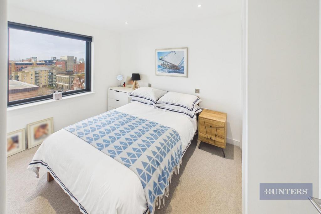 39 2 bedroom.jpg