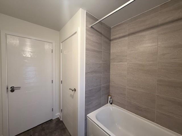 Bathroom 3.jpg