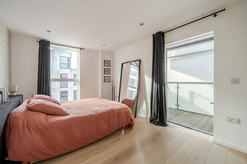 2 bedroom flat for sale, Pear Tree Street, Clerkenwell, London, EC1V
