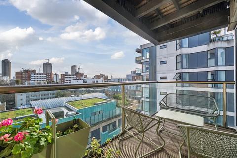 2 bedroom flat for sale, Pear Tree Street, Clerkenwell, London, EC1V