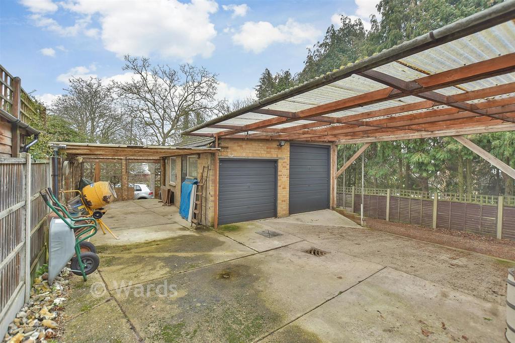 Driveway/Parking