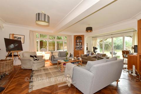 undefined, Worthing Road, Horsham, West Sussex