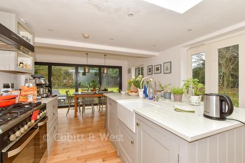 undefined, Worthing Road, Horsham RH12