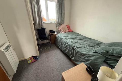 2 bedroom flat to rent, Trinity Court, Wingfield Road, Trowbridge