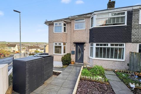 Amados Rise, Plymouth PL7