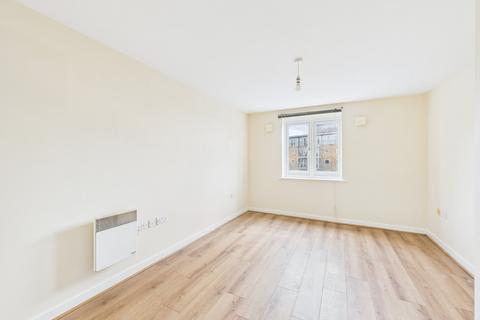 2 bedroom apartment to rent, Bath Road, Slough, Berkshire, SL1