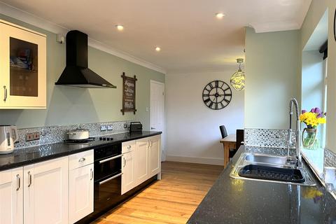 2 bedroom detached bungalow for sale, Marton Close, Congleton