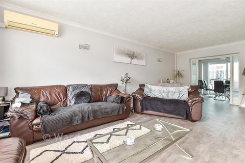 3 bedroom semi-detached house for sale, Salisbury Road, Tonbridge TN10