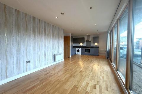 2 bedroom flat to rent, Cartier House, Leeds Dock