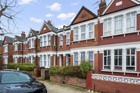2 bedroom maisonette for sale, Cedar Road, London