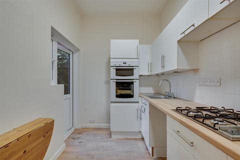 2 bedroom maisonette for sale, Cedar Road, London
