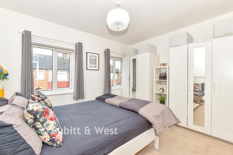 3 bedroom terraced house for sale, Beresford Road, North End, Portsmouth, Hampshire