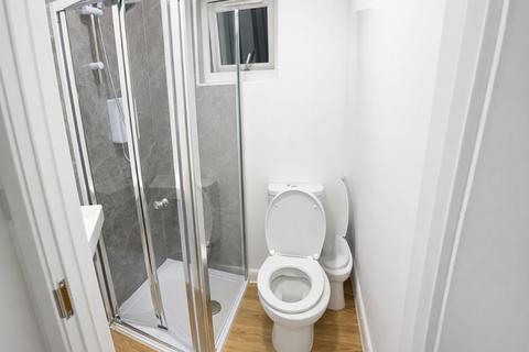 Studio to rent, Napier Road, London