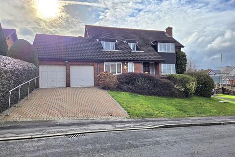 undefined, Oakbank, Gloucester