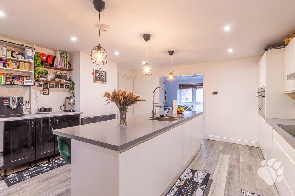 Kitchen/Breakfast Room