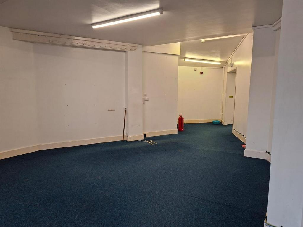 Room 1.jpg