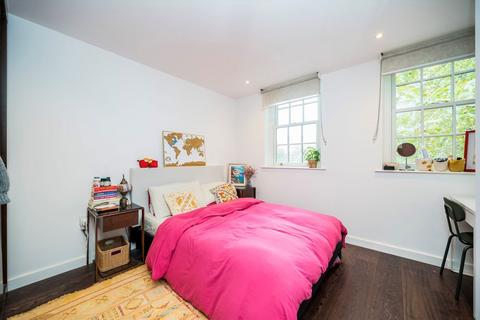 2 bedroom flat to rent, Jewel Square, London E1W
