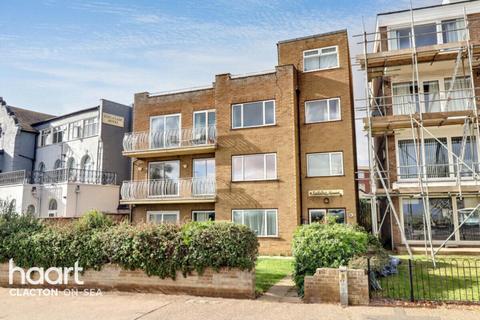 3 bedroom flat to rent, Marine Parade East, CLACTON-ON-SEA