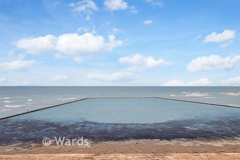 2 bedroom apartment for sale, Julian Court, Margate CT9
