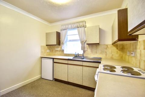 2 bedroom flat for sale, Sutton Court, Skegness, PE25