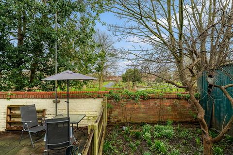 3 bedroom semi-detached house for sale, Ivy Street, Runcorn WA7