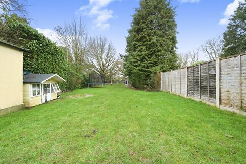 3 bedroom semi-detached house for sale, Nightingale Crescent, West Horsley