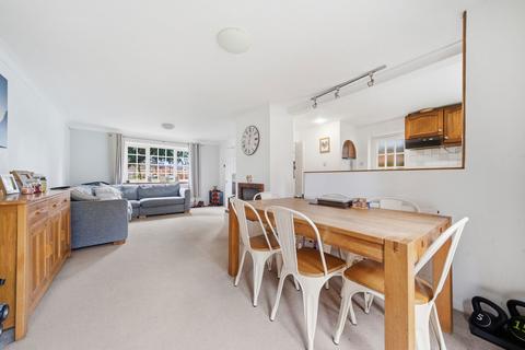 3 bedroom semi-detached house for sale, Nightingale Crescent, West Horsley
