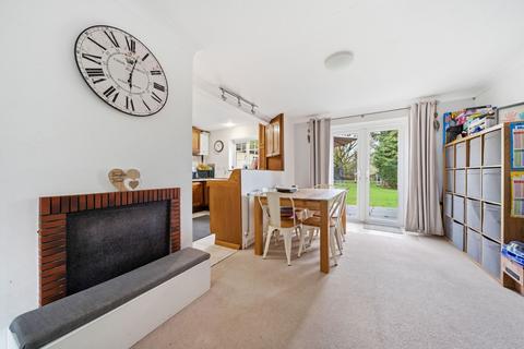 3 bedroom semi-detached house for sale, Nightingale Crescent, West Horsley