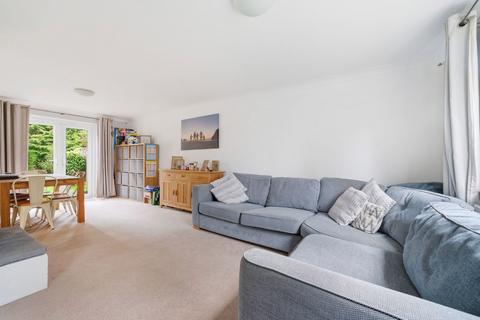 3 bedroom semi-detached house for sale, Nightingale Crescent, West Horsley