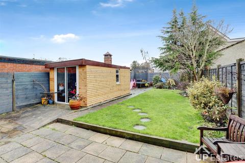 3 bedroom semi-detached house for sale, Kirkstone Road, Bedworth